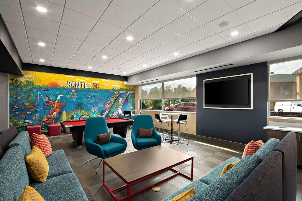 Tru By Hilton Santee Interior foto
